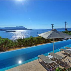5 bedroom luxury villa with infinity pool, sea views and tennis court near Chania, sleeps 10